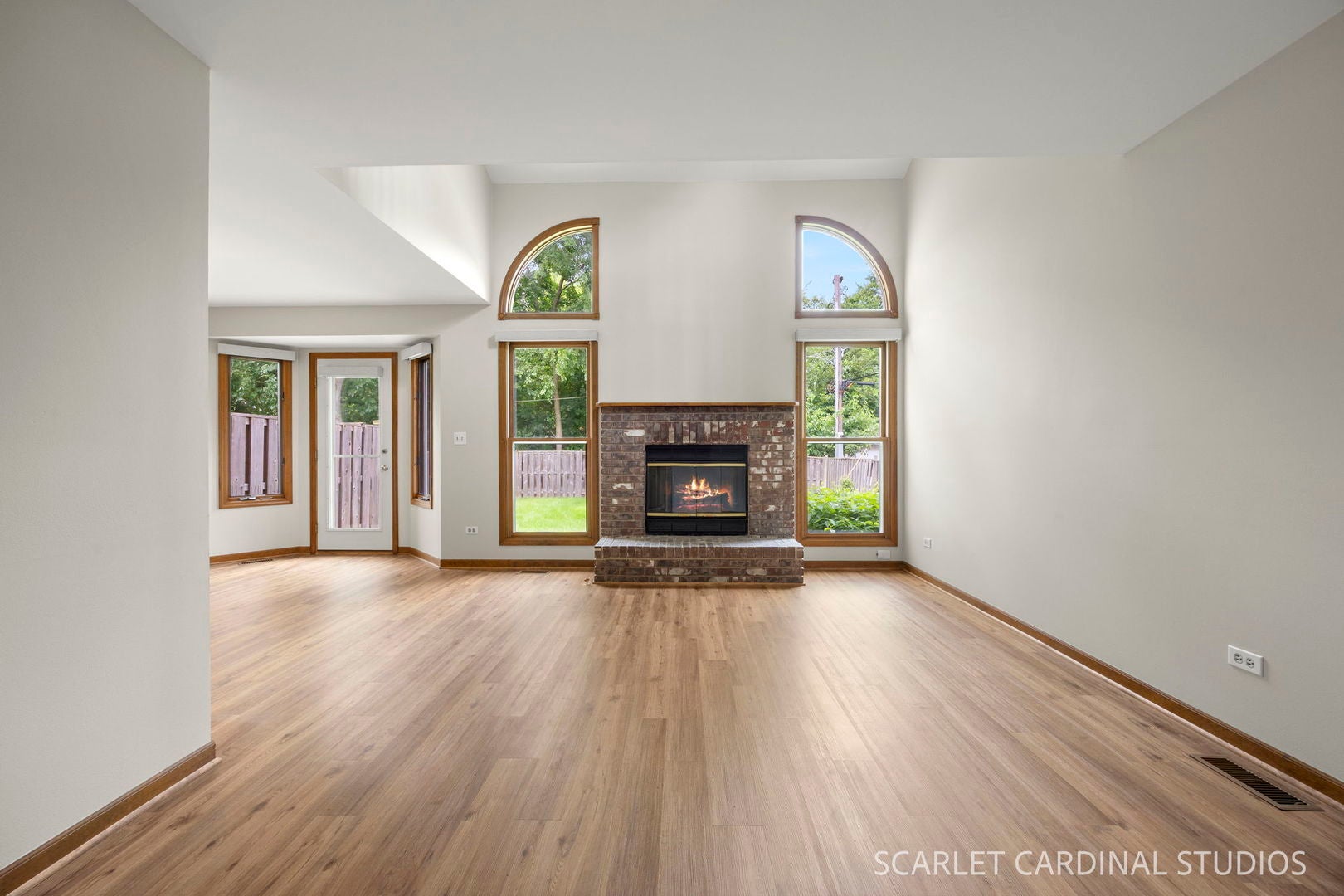 526 E Highland Avenue