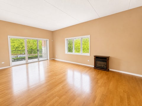 Tiny photo for 6807 N Milwaukee Avenue #103, Niles, IL 60714 (MLS # 12716567)