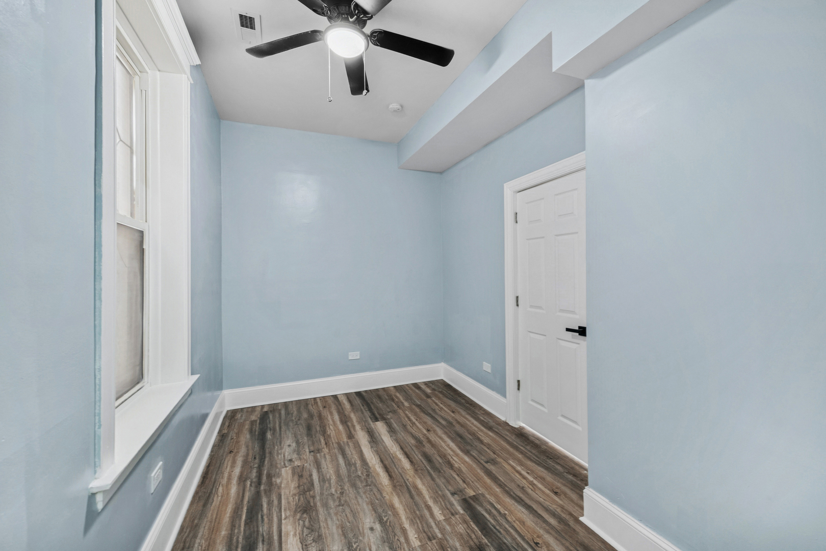 2433 S Harding Avenue