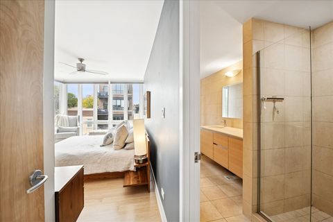 Tiny photo for 1915 N Damen Avenue #A, Chicago, IL 60647 (MLS # 12498051)