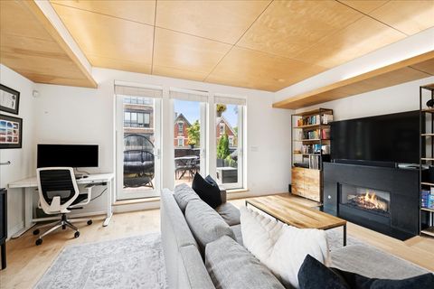 Tiny photo for 1915 N Damen Avenue #A, Chicago, IL 60647 (MLS # 12498051)