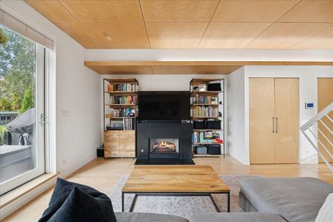 Tiny photo for 1915 N Damen Avenue #A, Chicago, IL 60647 (MLS # 12498051)