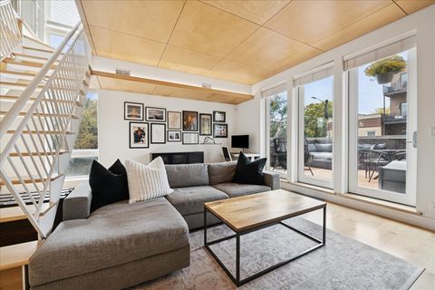 Tiny photo for 1915 N Damen Avenue #A, Chicago, IL 60647 (MLS # 12498051)