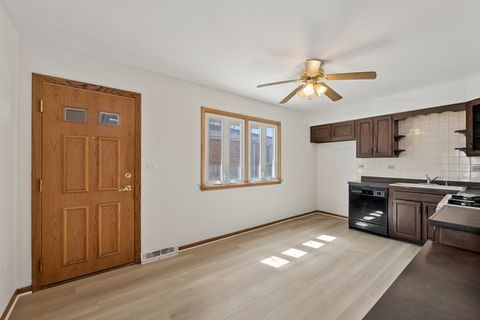 Tiny photo for 4738 N Potawatomie Avenue, Chicago, IL 60656 (MLS # 12611175)