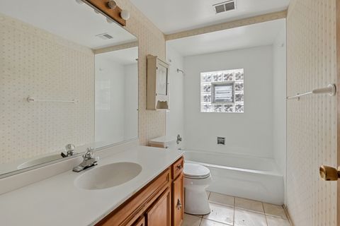 Tiny photo for 4738 N Potawatomie Avenue, Chicago, IL 60656 (MLS # 12611175)