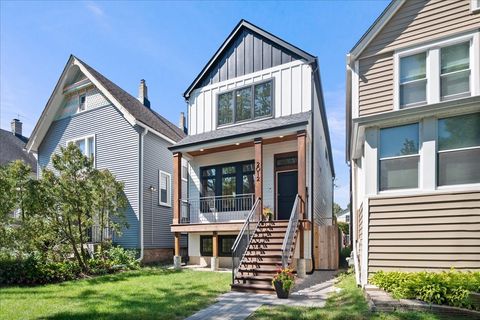2012 Maple Avenue Evanston IL 60201