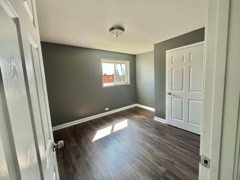Tiny photo for 746 Walnut Street #2E, Waukegan, IL 60085 (MLS # 12619318)