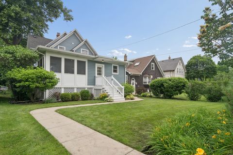 Tiny photo for 343 Franklin Avenue, River Forest, IL 60305 (MLS # 12675289)