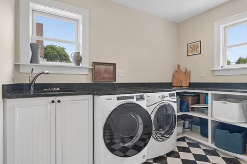 Tiny photo for 343 Franklin Avenue, River Forest, IL 60305 (MLS # 12675289)