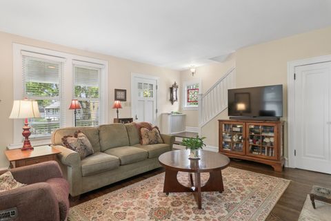 Tiny photo for 343 Franklin Avenue, River Forest, IL 60305 (MLS # 12675289)