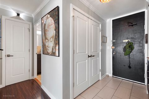 Tiny photo for 5455 N SHERIDAN Road #3105, Chicago, IL 60640 (MLS # 12581799)