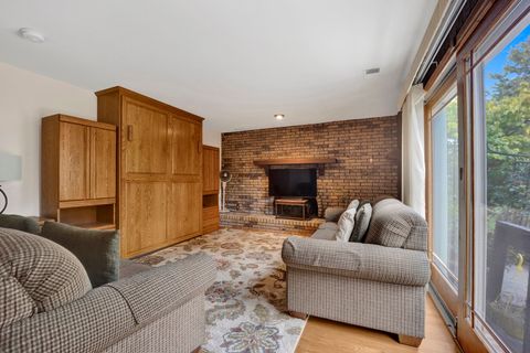 Tiny photo for 823 N Harrow Court, Addison, IL 60101 (MLS # 12499115)