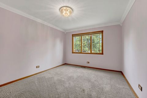 Tiny photo for 823 N Harrow Court, Addison, IL 60101 (MLS # 12499115)