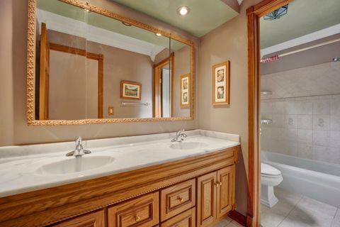 Tiny photo for 823 N Harrow Court, Addison, IL 60101 (MLS # 12499115)