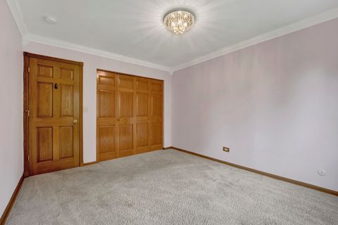 Tiny photo for 823 N Harrow Court, Addison, IL 60101 (MLS # 12499115)