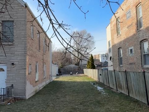 1410 N Avers Avenue Chicago IL 60651