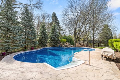 Tiny photo for 122 Cinderford Court, Oswego, IL 60543 (MLS # 12599844)