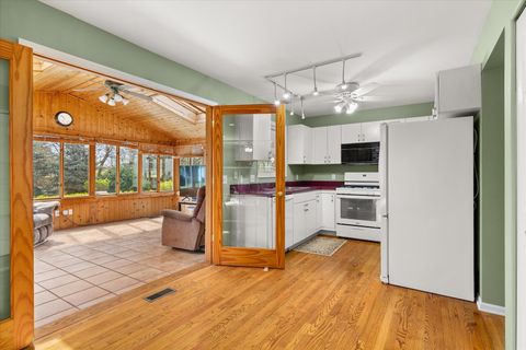 Tiny photo for 122 Cinderford Court, Oswego, IL 60543 (MLS # 12599844)