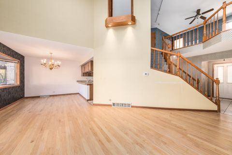 Tiny photo for 1711 Pebble Beach Court, Hoffman Estates, IL 60169 (MLS # 12494671)