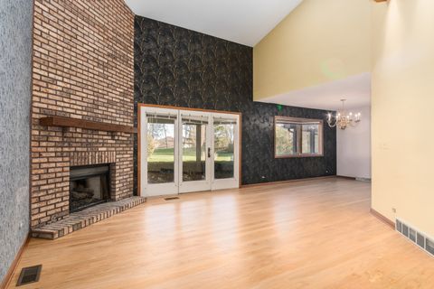 Tiny photo for 1711 Pebble Beach Court, Hoffman Estates, IL 60169 (MLS # 12494671)