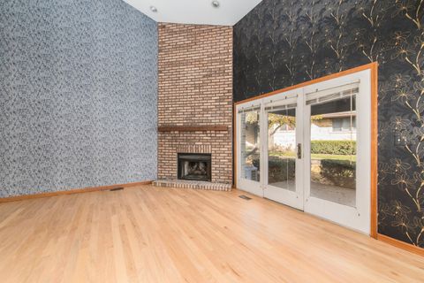 Tiny photo for 1711 Pebble Beach Court, Hoffman Estates, IL 60169 (MLS # 12494671)