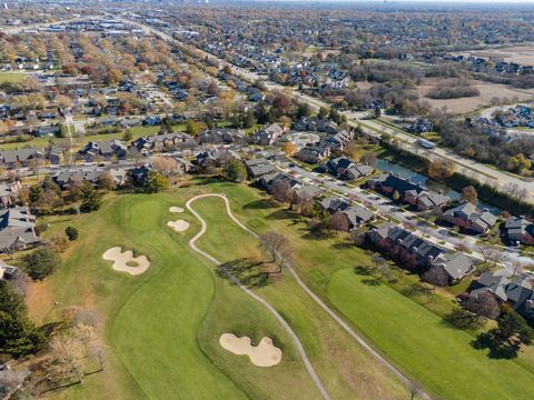 Tiny photo for 1711 Pebble Beach Court, Hoffman Estates, IL 60169 (MLS # 12494671)