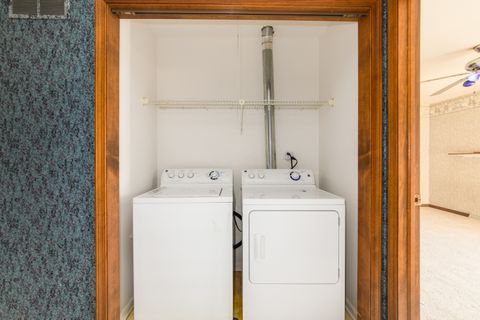 Tiny photo for 1711 Pebble Beach Court, Hoffman Estates, IL 60169 (MLS # 12494671)