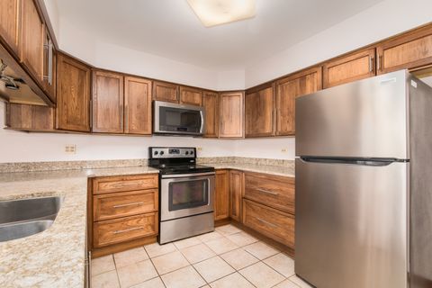 Tiny photo for 1711 Pebble Beach Court, Hoffman Estates, IL 60169 (MLS # 12494671)