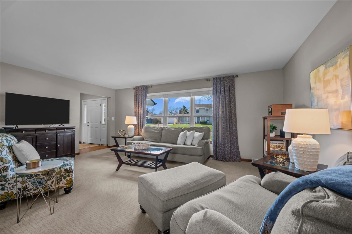 2477 Cambridge Drive