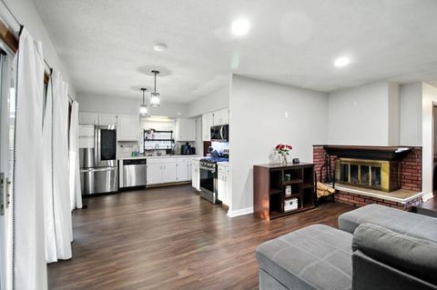 Tiny photo for 227 Lexington Drive, Bolingbrook, IL 60440 (MLS # 12464078)