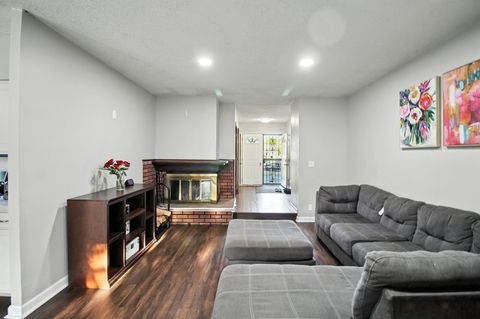Tiny photo for 227 Lexington Drive, Bolingbrook, IL 60440 (MLS # 12464078)