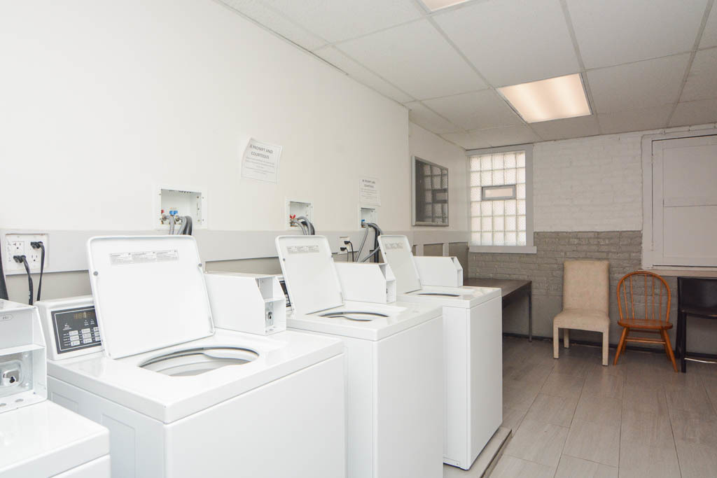 4031 N KENMORE Avenue 412