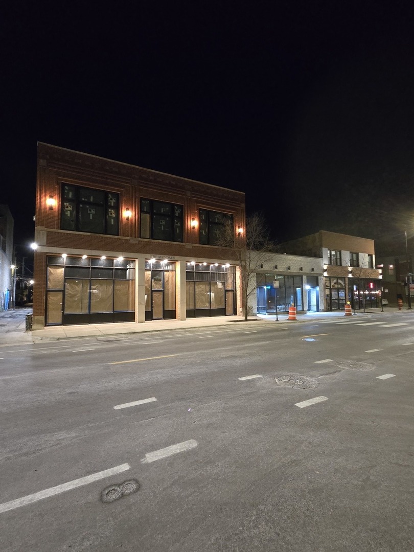 2909 N Milwaukee Avenue 1A