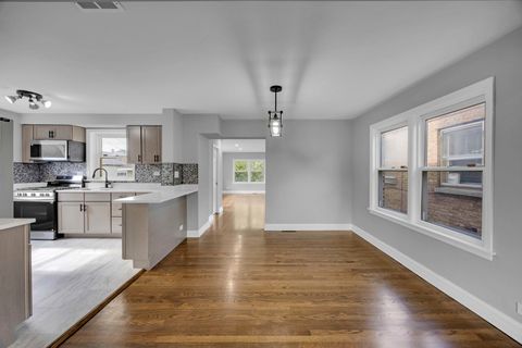 Tiny photo for 10626 S Lowe Avenue, Chicago, IL 60628 (MLS # 12537378)