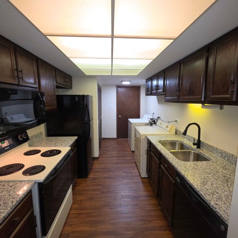 Tiny photo for 1 Stony Creek Drive #1B, Palos Hills, IL 60465 (MLS # 12766303)