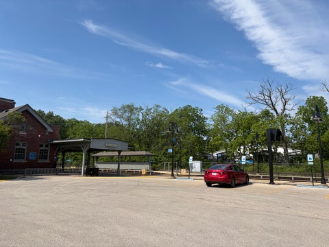 Tiny photo for 26 E Woodland Road, Lake Bluff, IL 60044 (MLS # 12722037)