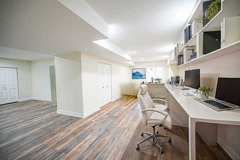 Tiny photo for 602 Glenshire Road, Glenview, IL 60025 (MLS # 12580839)