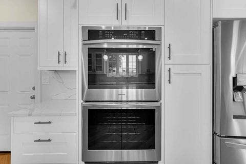 Tiny photo for 602 Glenshire Road, Glenview, IL 60025 (MLS # 12580839)