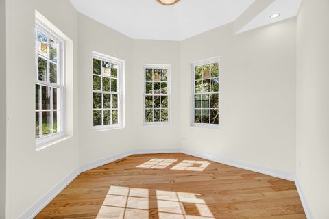 Tiny photo for 602 Glenshire Road, Glenview, IL 60025 (MLS # 12580839)