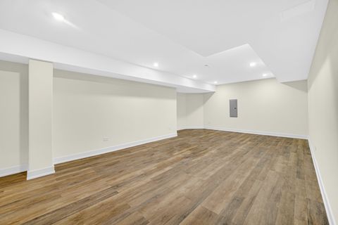 Tiny photo for 602 Glenshire Road, Glenview, IL 60025 (MLS # 12580839)