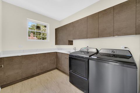 Tiny photo for 602 Glenshire Road, Glenview, IL 60025 (MLS # 12580839)