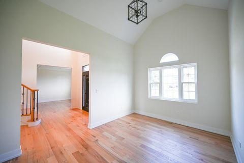 Tiny photo for 602 Glenshire Road, Glenview, IL 60025 (MLS # 12580839)