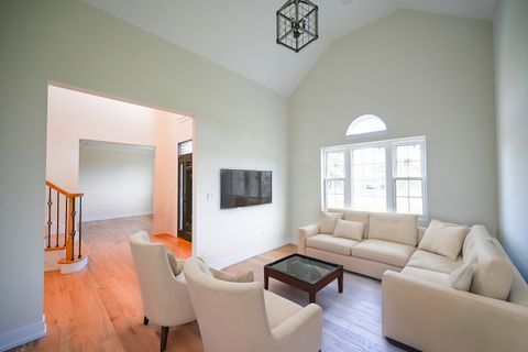 Tiny photo for 602 Glenshire Road, Glenview, IL 60025 (MLS # 12580839)