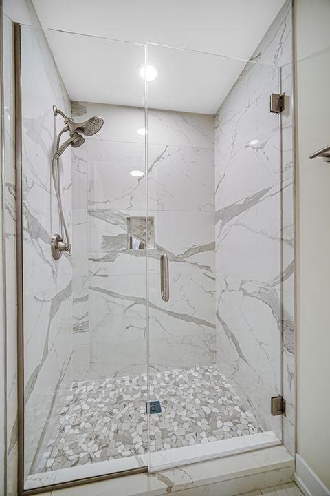 Tiny photo for 602 Glenshire Road, Glenview, IL 60025 (MLS # 12580839)