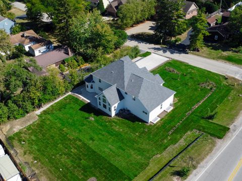 Tiny photo for 602 Glenshire Road, Glenview, IL 60025 (MLS # 12580839)