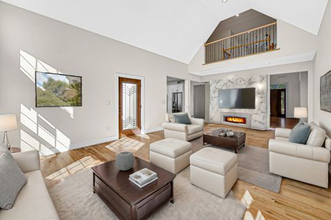 Tiny photo for 602 Glenshire Road, Glenview, IL 60025 (MLS # 12580839)