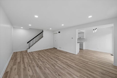 Tiny photo for 185 College Drive #B, Bloomingdale, IL 60108 (MLS # 12746002)
