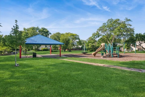 Tiny photo for 185 College Drive #B, Bloomingdale, IL 60108 (MLS # 12746002)