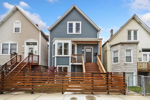 3104 N Sacramento Avenue Chicago IL 60618