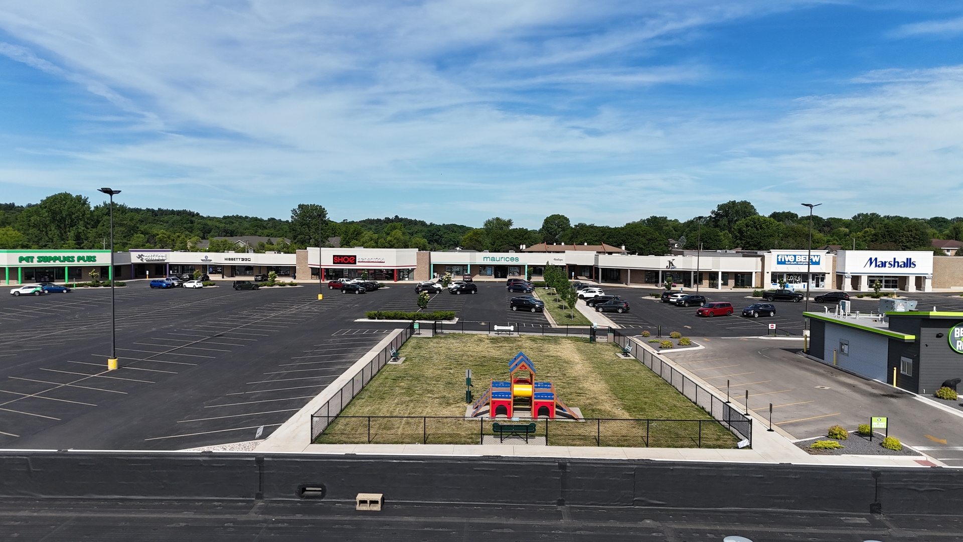 Photo 1 of 8 — 1876 S West Avenue 1, Freeport, IL 61032